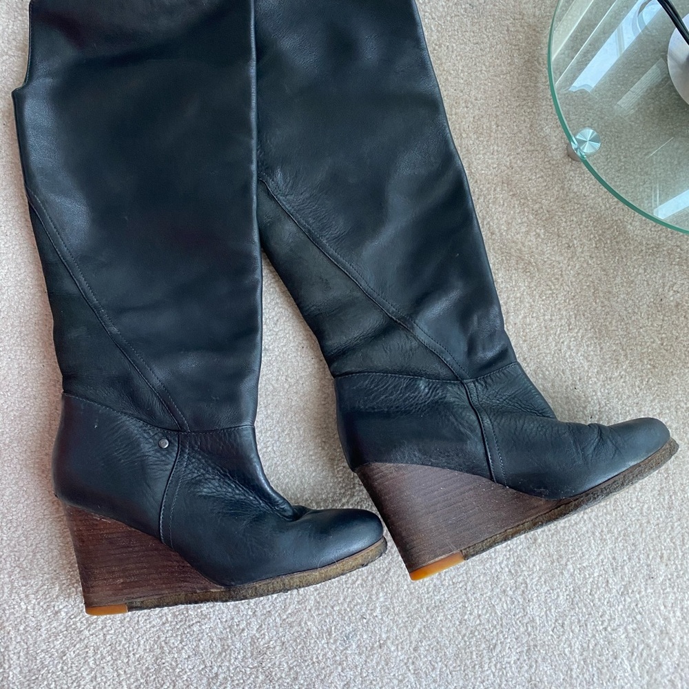 Uggs Leather Wedge Boots - size 8